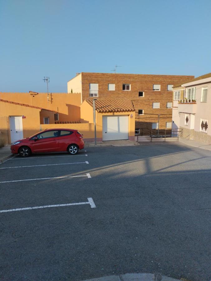 Apartamentos Canana De Vega Flix Zewnętrze zdjęcie