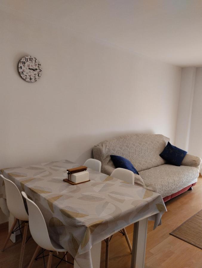 Apartamentos Canana De Vega Flix Zewnętrze zdjęcie