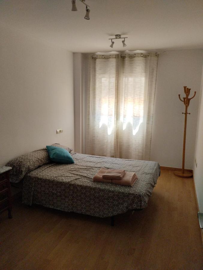 Apartamentos Canana De Vega Flix Zewnętrze zdjęcie
